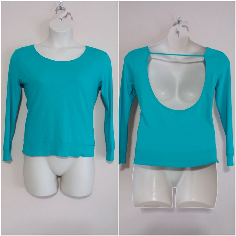 ☆☆SOLD☆☆ PINK VS Cropped Athleisure Top - Picture 1 of 8